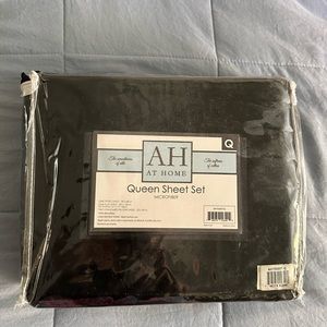 At Home Queen Sheet Set microfiber